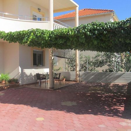 Nives Apartmani Pakoštane Exteriér fotografie