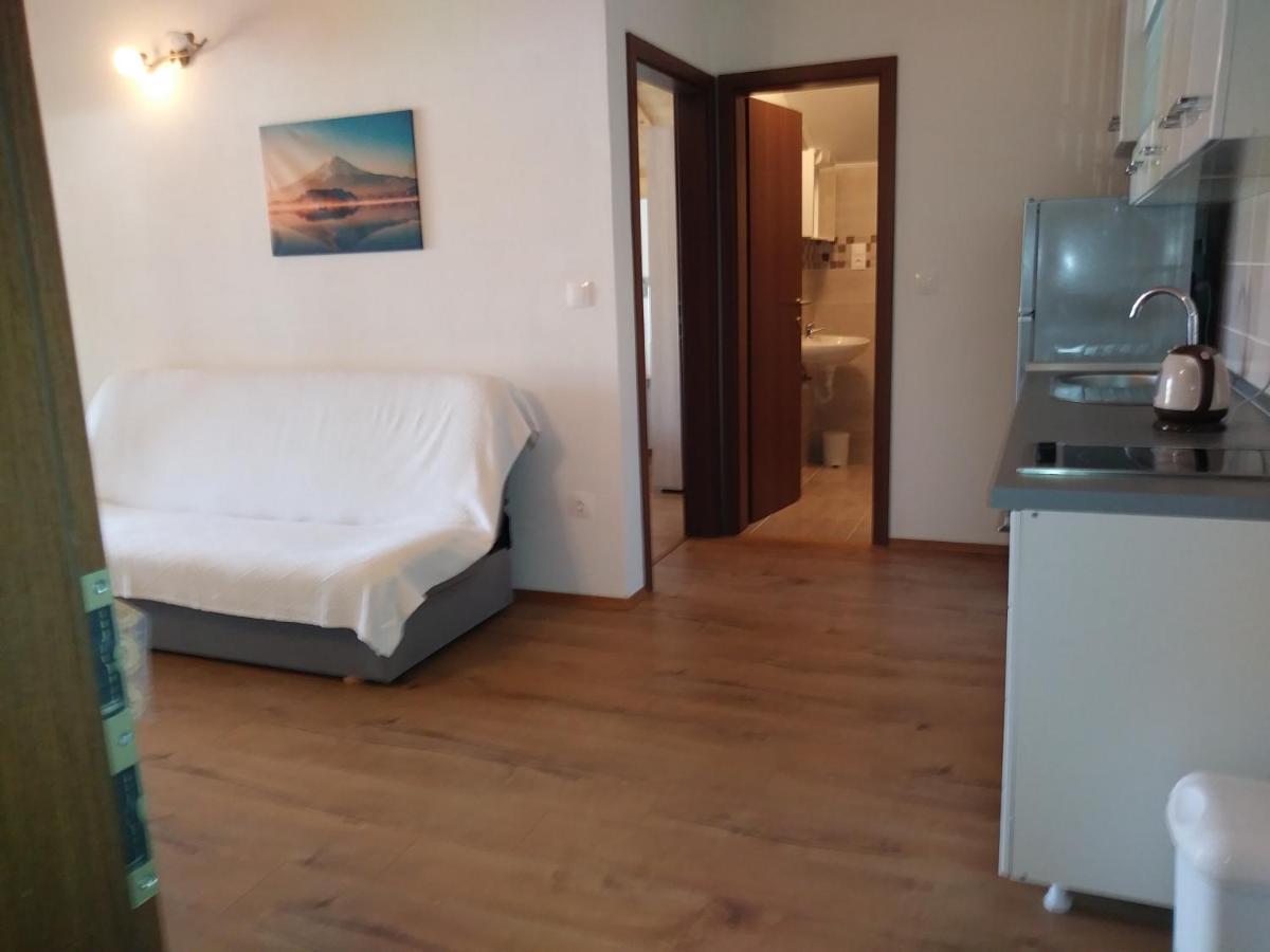 Nives Apartmani Pakoštane Exteriér fotografie