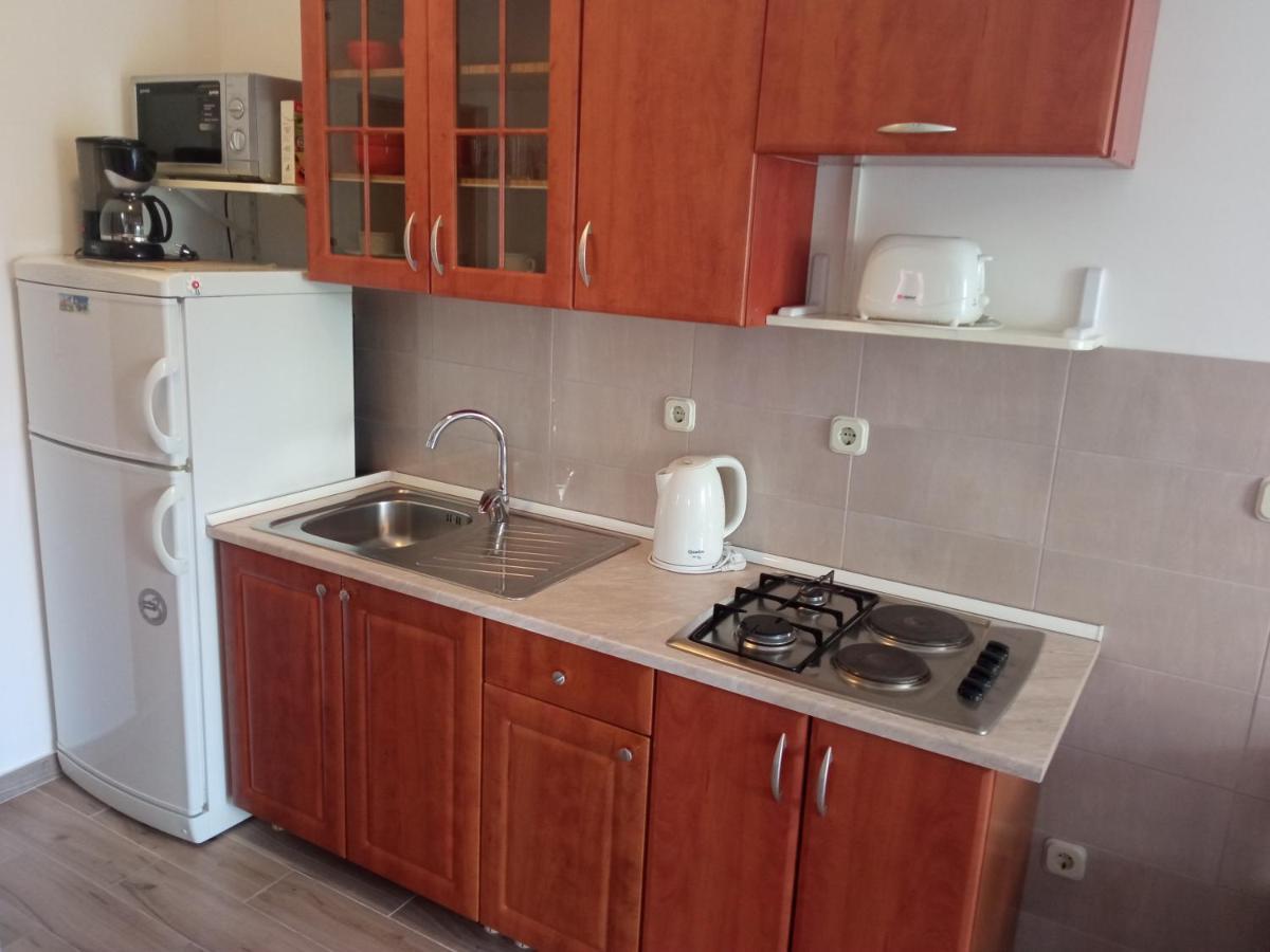 Nives Apartmani Pakoštane Exteriér fotografie