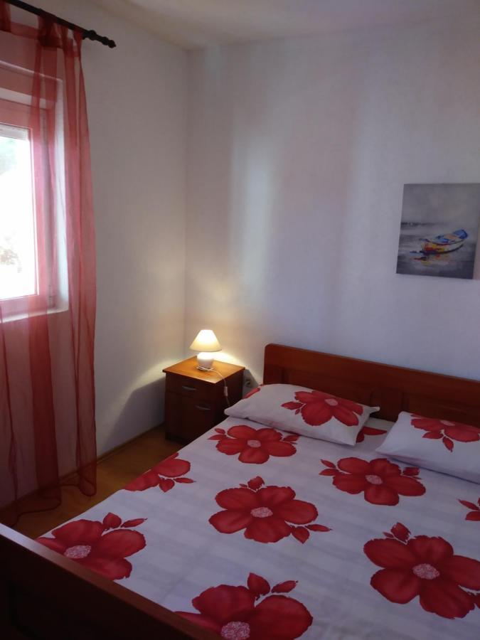Nives Apartmani Pakoštane Exteriér fotografie
